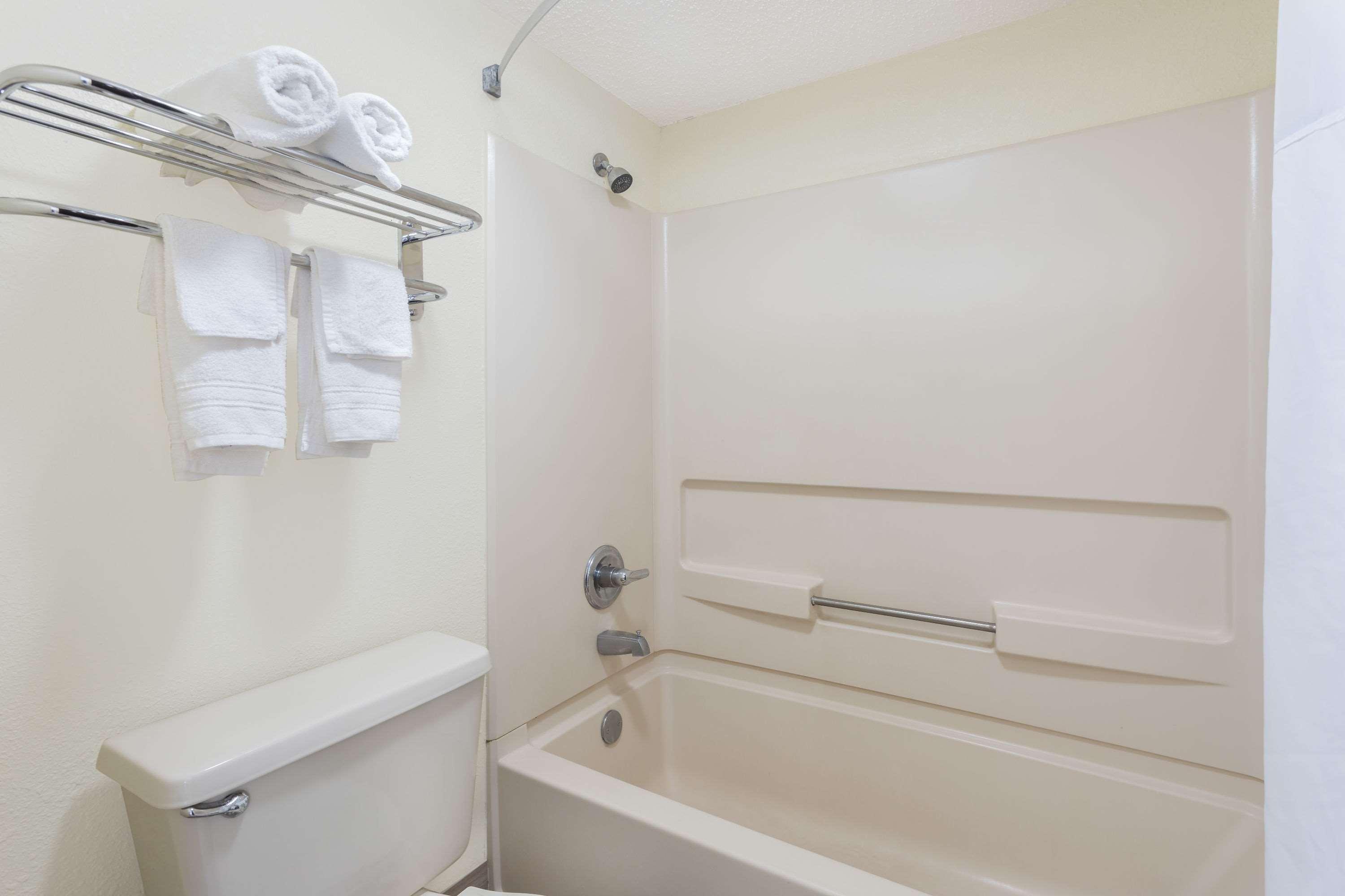 Days Inn By Wyndham Newberry South Carolina Екстер'єр фото