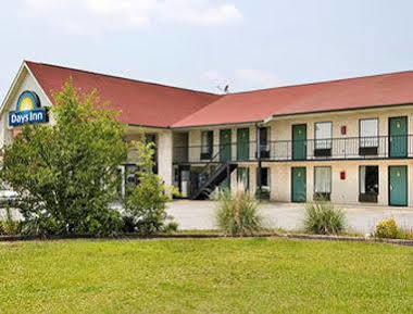 Days Inn By Wyndham Newberry South Carolina Екстер'єр фото