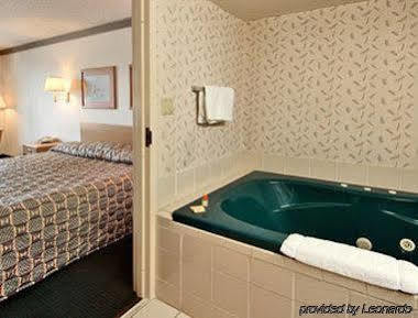 Days Inn By Wyndham Newberry South Carolina Екстер'єр фото